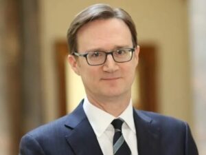 FULL LIST: Those That Eligible To Bring Dependants - UK Government Reveals - 1 UK Government