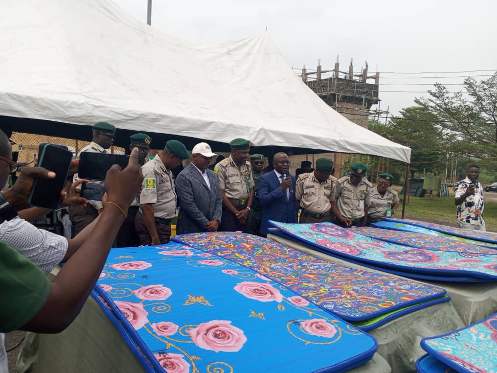 FG Donates 850 Fibre Mattresses To Correctional Facilities
